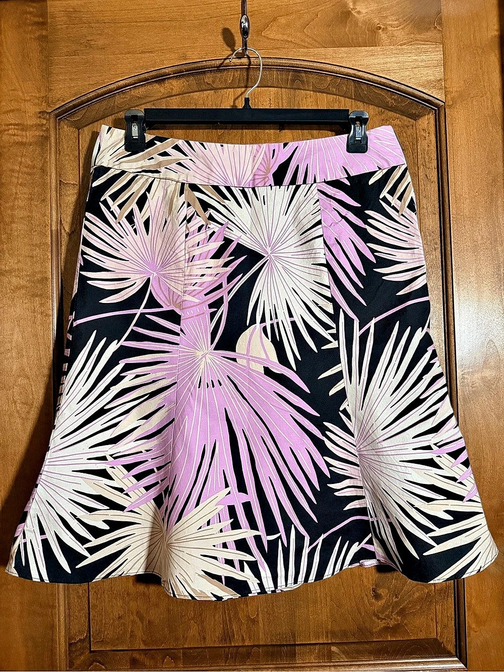 Gap Palm Leaves Tulip Skirt in Black & Pink Size 14
